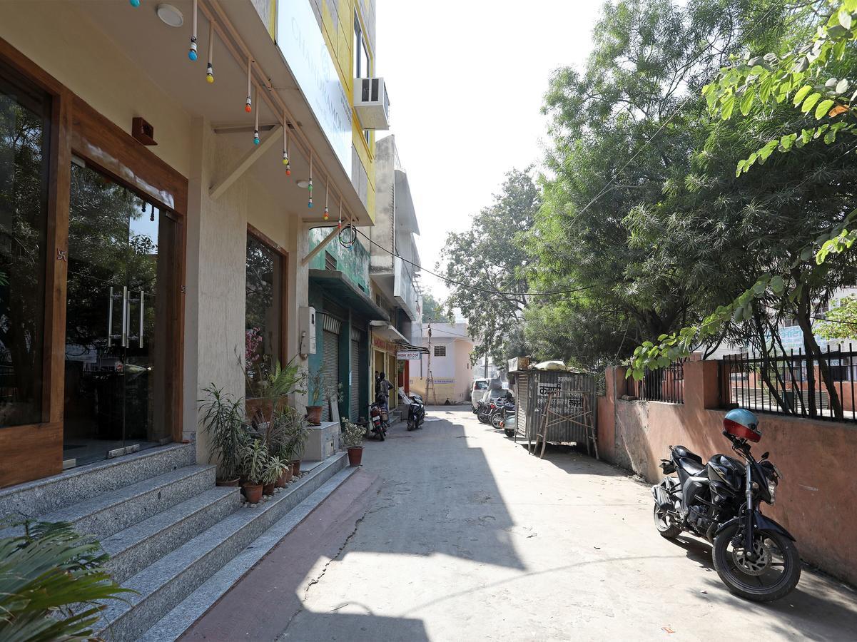 Oyo 10228 Hotel Chandramouli Jaipur Exteriör bild